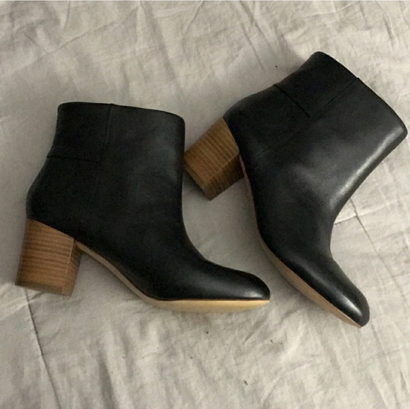 Banana Republic Shoes - Banana republic black block heel booties 8